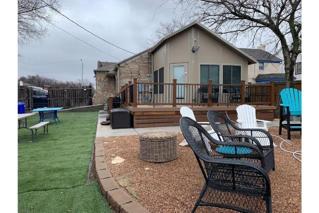 CaroleBelle Cottage-sleeps 8+hot tub/grills/firepit Lawton Eksteriør bilde