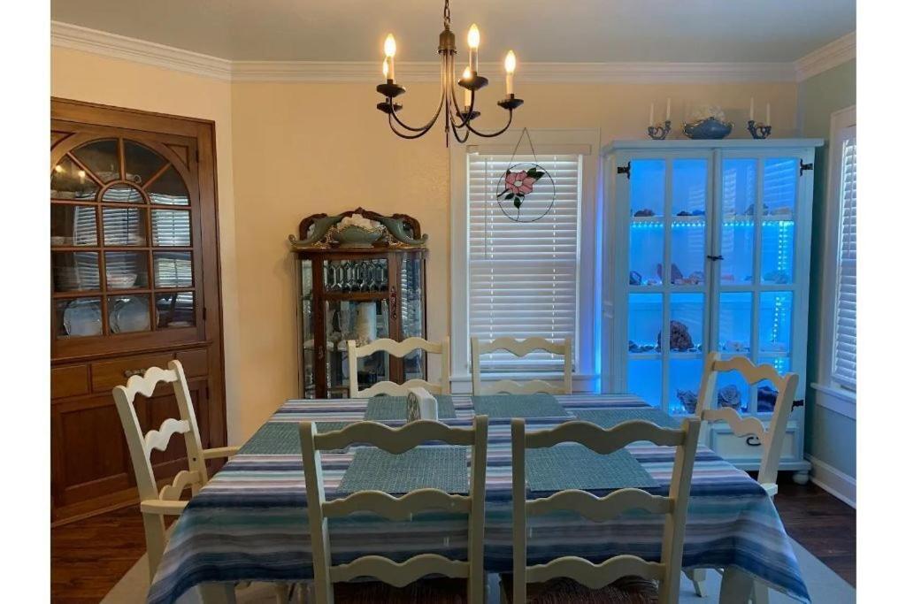 CaroleBelle Cottage-sleeps 8+hot tub/grills/firepit Lawton Eksteriør bilde