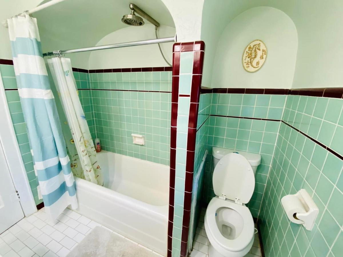 CaroleBelle Cottage-sleeps 8+hot tub/grills/firepit Lawton Eksteriør bilde