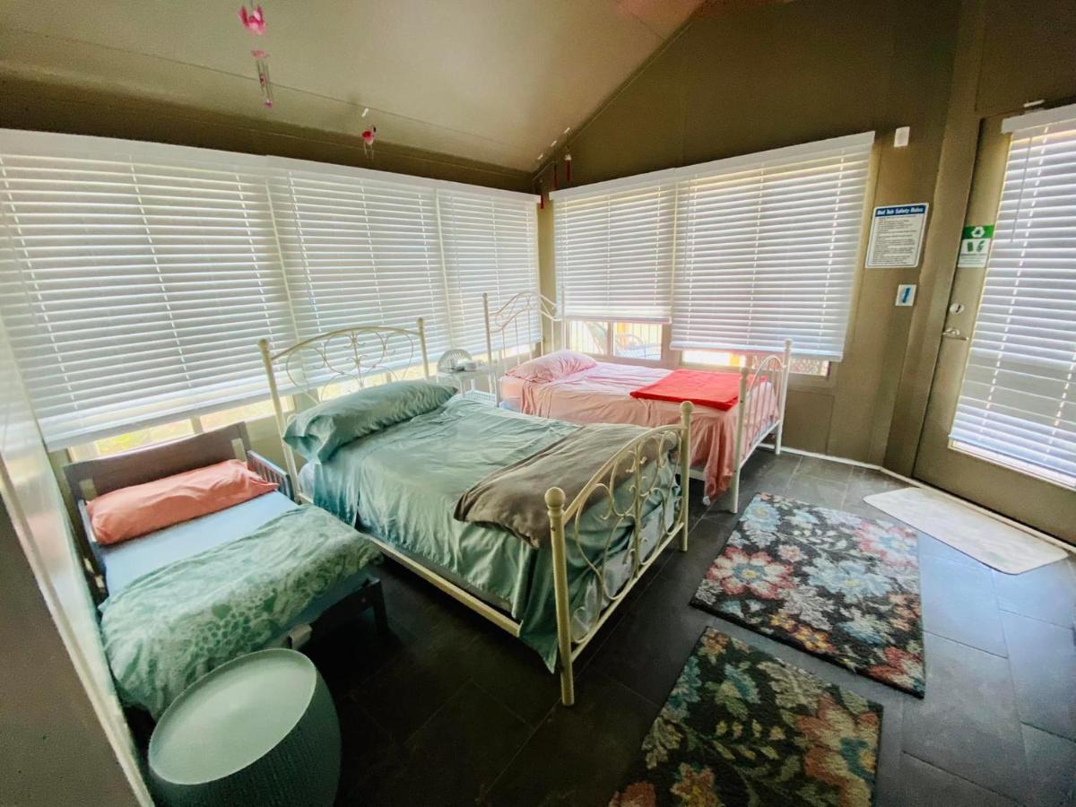CaroleBelle Cottage-sleeps 8+hot tub/grills/firepit Lawton Eksteriør bilde